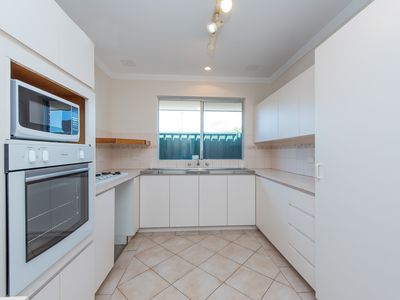 27B Addison Way, Warwick