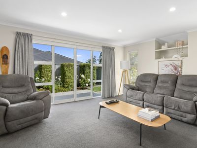 32 Sanctuary Drive, Stoke