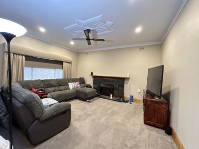 33 Aitken Street, Millicent