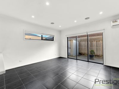 1 / 8 Mountview Drive, Diggers Rest