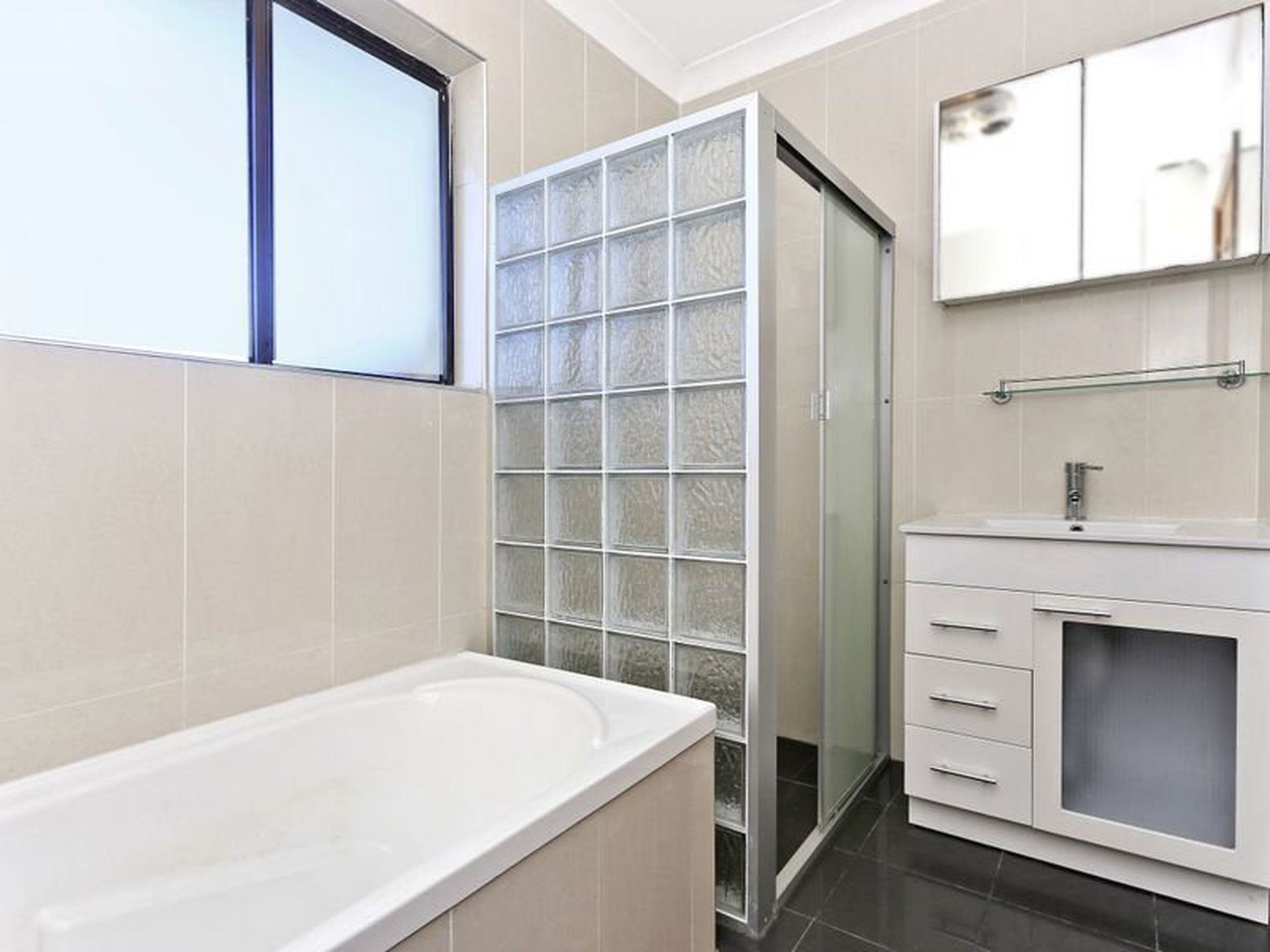 Unit 4 / 58 Middlemiss Street, Mascot