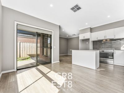 6 Australorp Drive, Clyde North