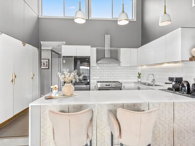 6 Chusan Place, Forster