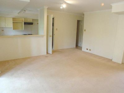 9 / 28 Macpherson Street, Warriewood