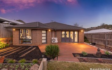 95 Fieldstone Boulevard, Beaconsfield