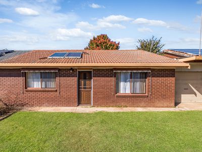 2 / 1 Pink Cliffs Road, Heathcote