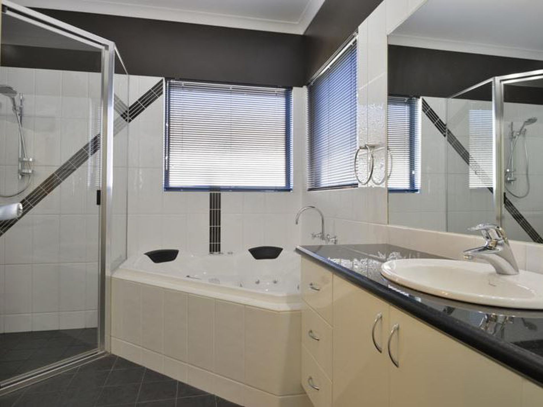 3 Puri Road, Hannans