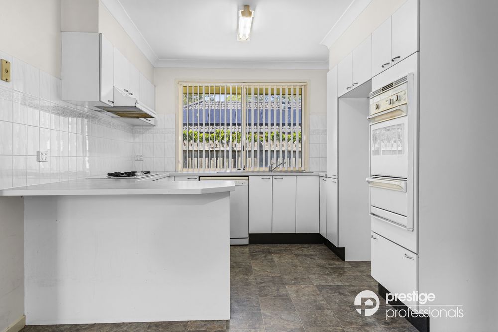 10 Merryville Court, Wattle Grove