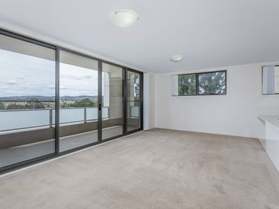 13 / 88 Henderson Road, Crestwood