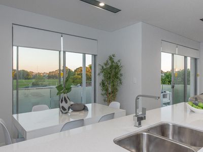 4/172 Loftus Street, North Perth