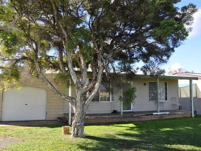 22 Bogan Gate Rd, Forbes