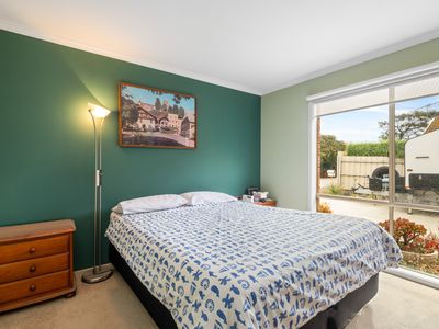 3 Trixia Place, Leopold