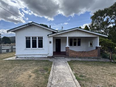 3058 West Tamar Highway, Loira