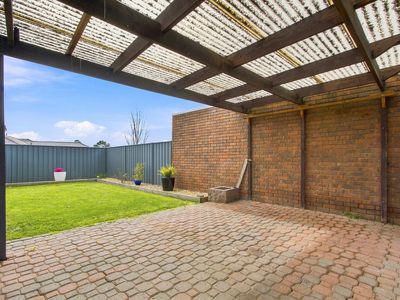 2 King Avenue, Sale