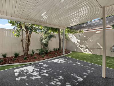2 / 47 Gordon Parade, Everton Park