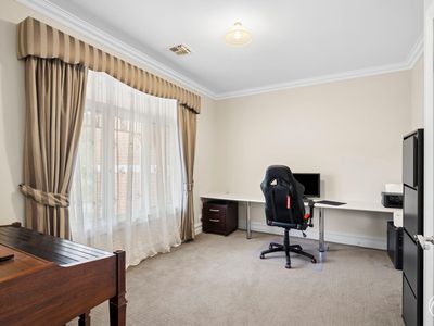 15 Twin Creek Court, Sunbury