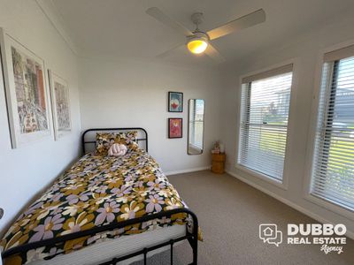 6 Ellenborough Avenue, Dubbo
