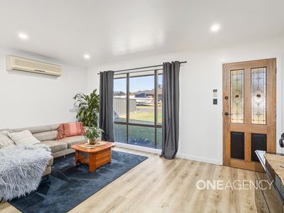 6 Hakea Place, Albion Park Rail