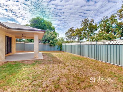 12 Glenshee Close, Dubbo