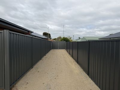 28 Lewis Crescent, Finley