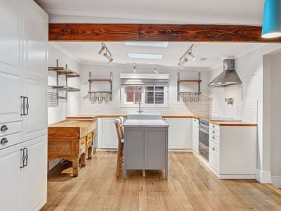 4 Charles Street, Cygnet