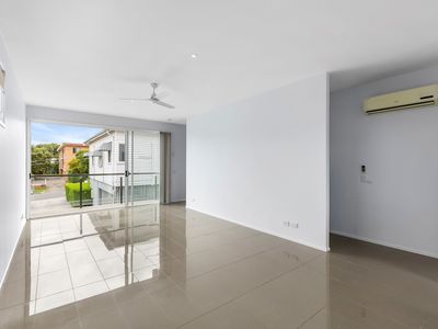 3/38 Denman Street, Greenslopes
