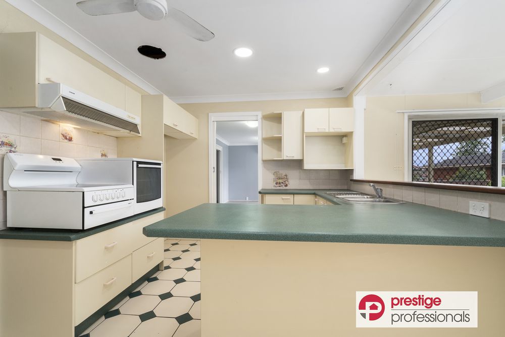4 Boolarong Avenue, Chipping Norton