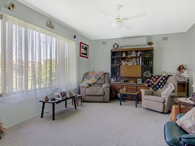 74 Barton Street, Oak Flats