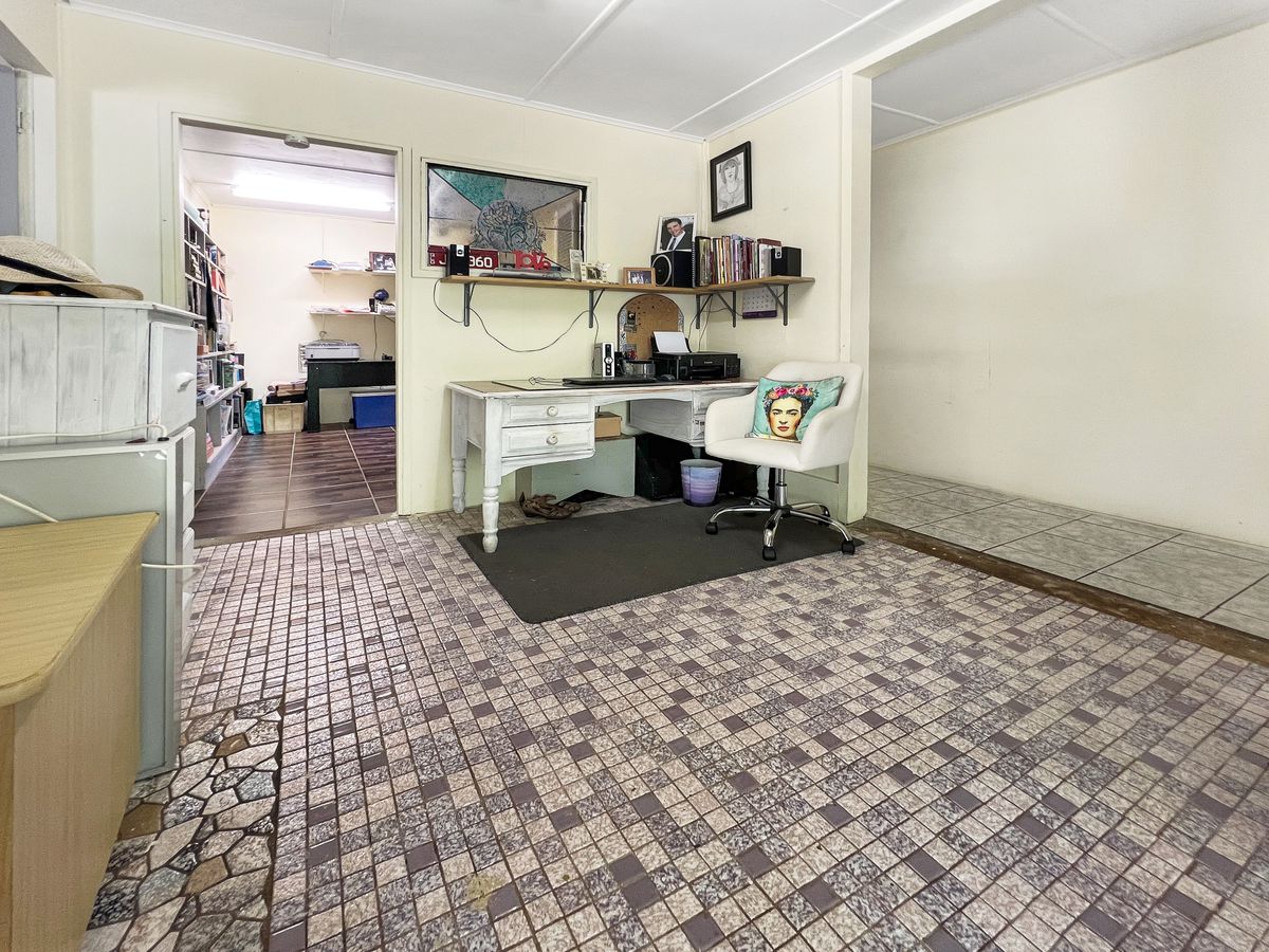 13 Panoramic Drive, Atherton