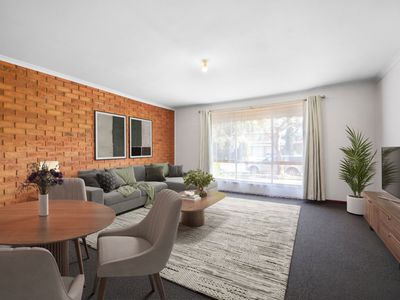1 / 288 Greaves Street North, Werribee