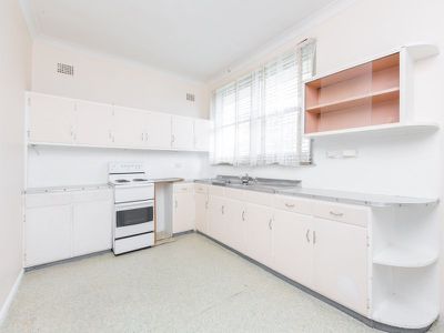 165 Princes Highway, Dapto
