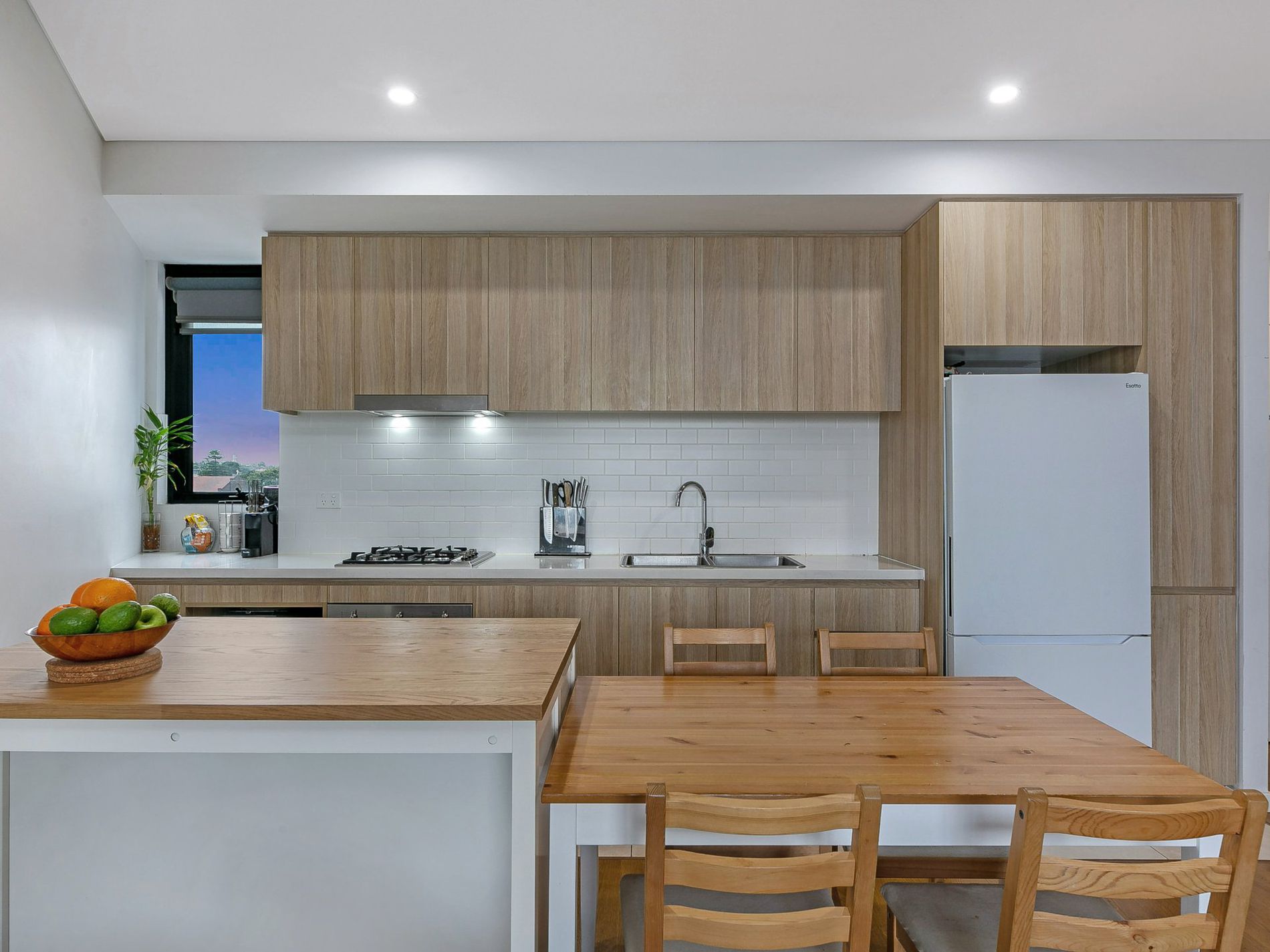 A1004 / 433-439 Princes Highway, Rockdale