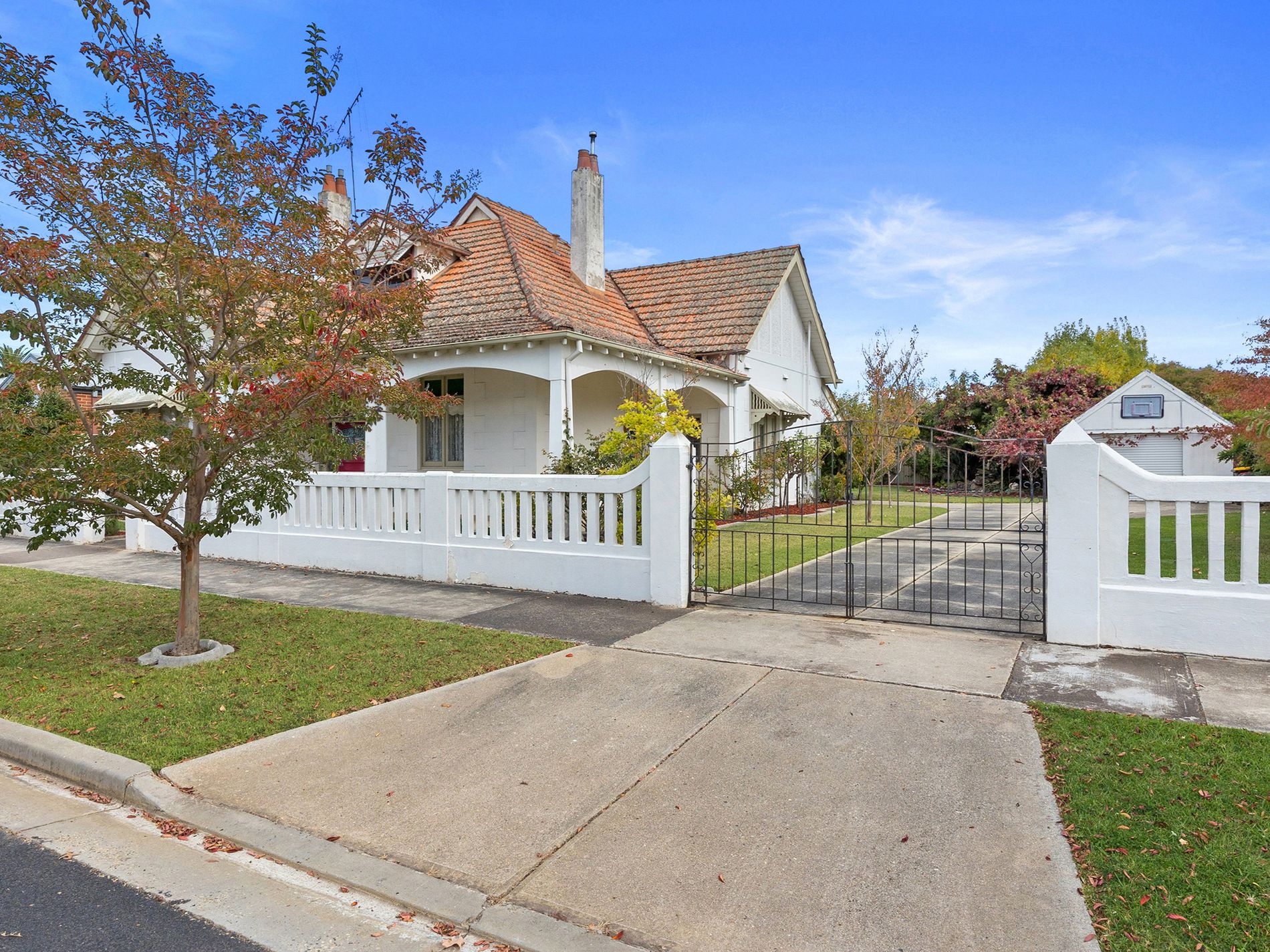 16 GOULBURN STREET, Seymour