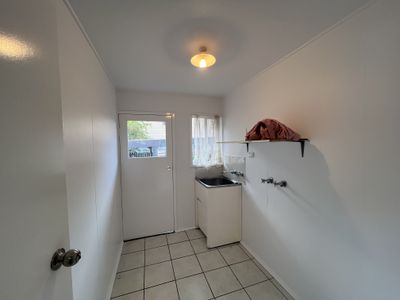 10 Rolfe Street, Moranbah