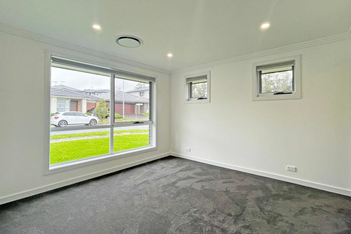 68 Holliday Avenue, Edmondson Park