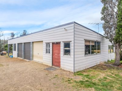 4 Combes Road, Longley