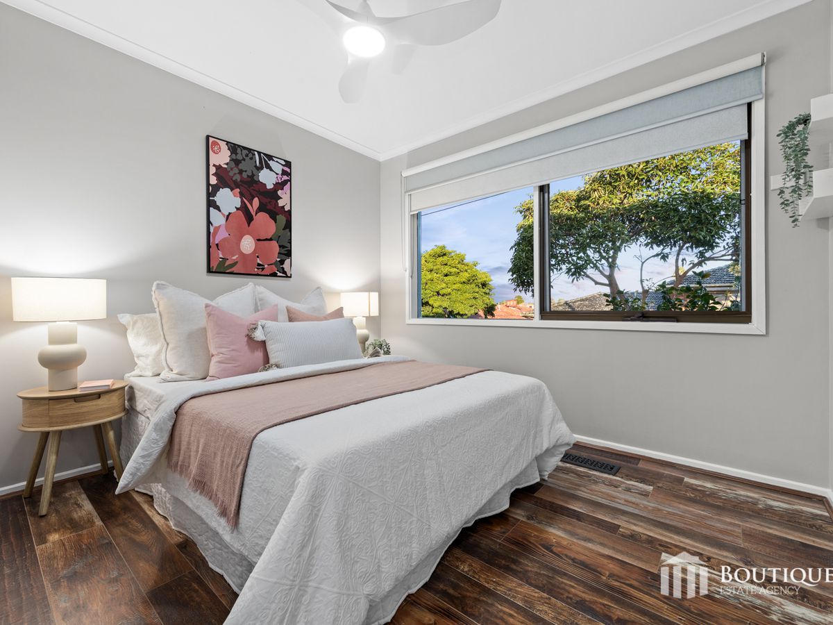 21 Bellbrook Drive, Dandenong North