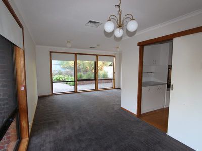 1 Cromwell Drive, Lara