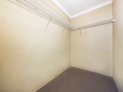 8 Knoll Rise, Yanchep