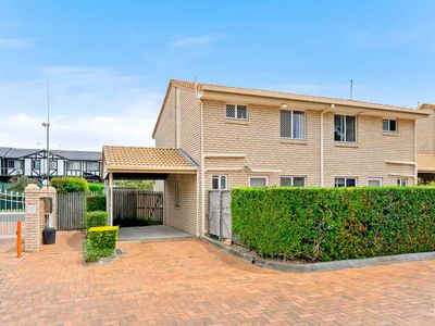 1 / 15 Magellan Road, Springwood