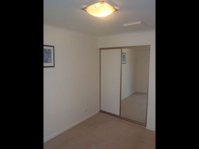 7 Barracks Close, Dubbo