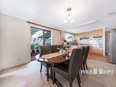 14 Munro Close, Hampton Park