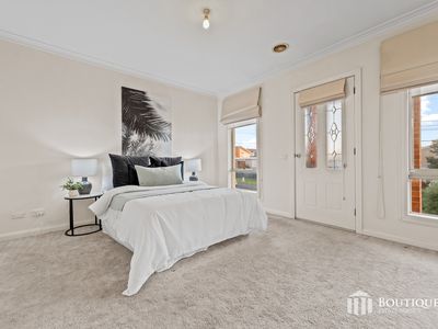 16 Somerset Drive, Dandenong North