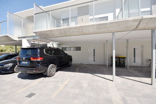 11b / 30 Bent Street, Cannington