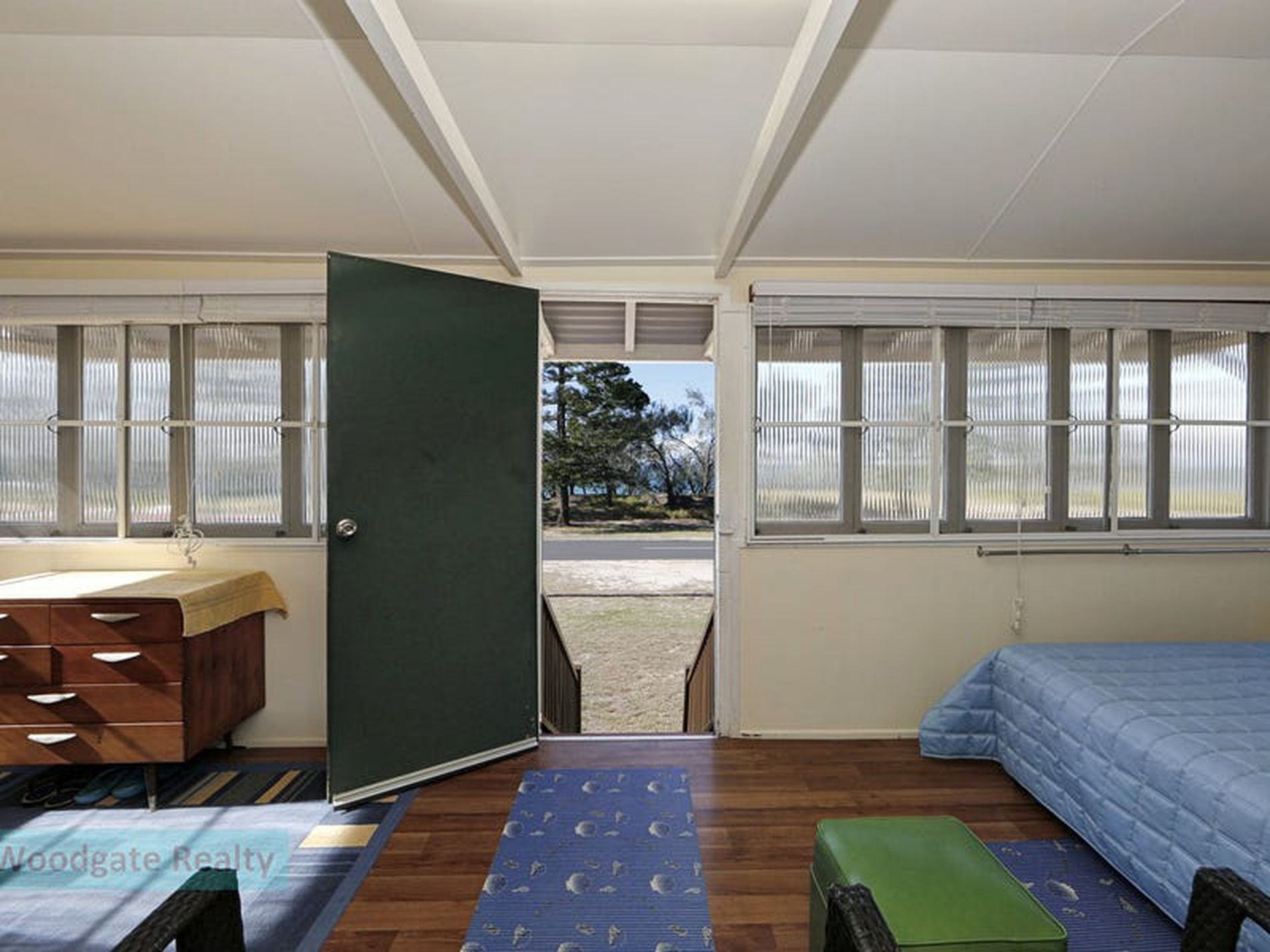 75 Esplanade, Woodgate