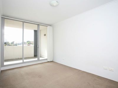 19 / 3 Defries Avenue, Zetland