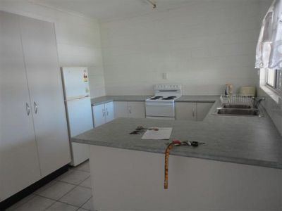 2 / 47  Helen , Cooktown