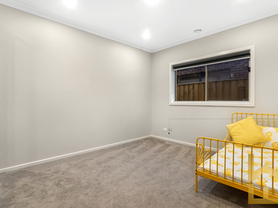 13 Tangerine Road, Manor Lakes