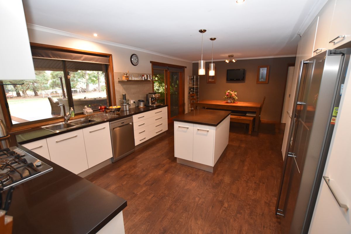 15 Devine Road, Kialla West