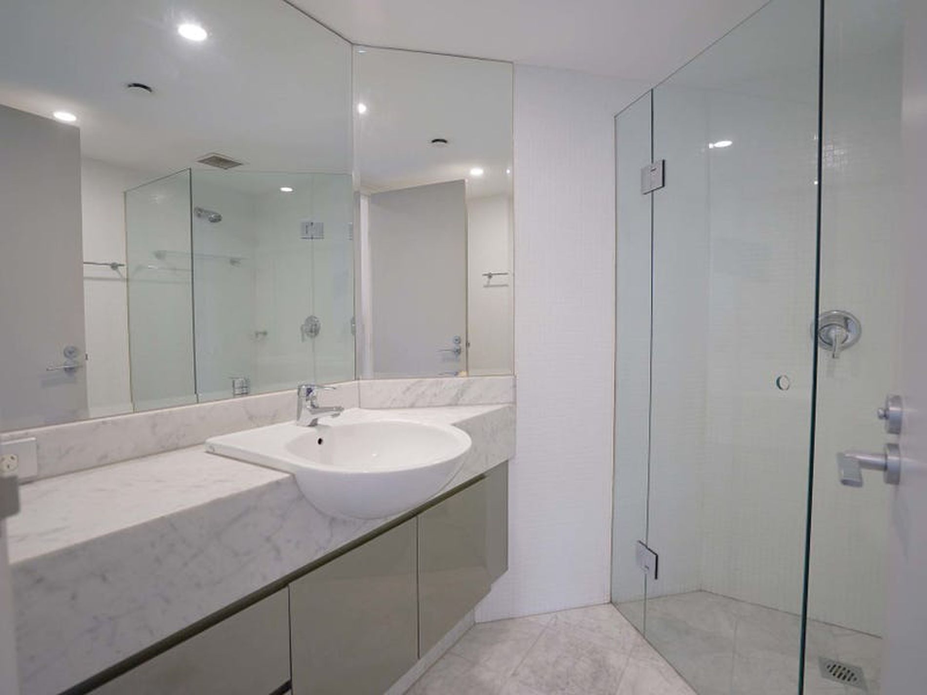 1305 / 2 Dind Street, Milsons Point